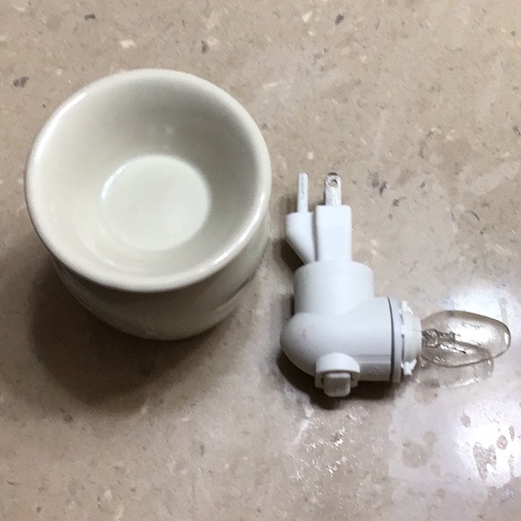 Scentsy Tealight - Picture 2 of 7